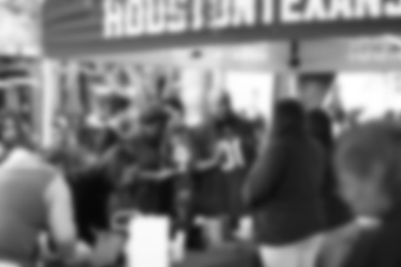 An image from the Jan. 4, 2019 Rival Fan Rally in Rice Village in Houston, Texas.