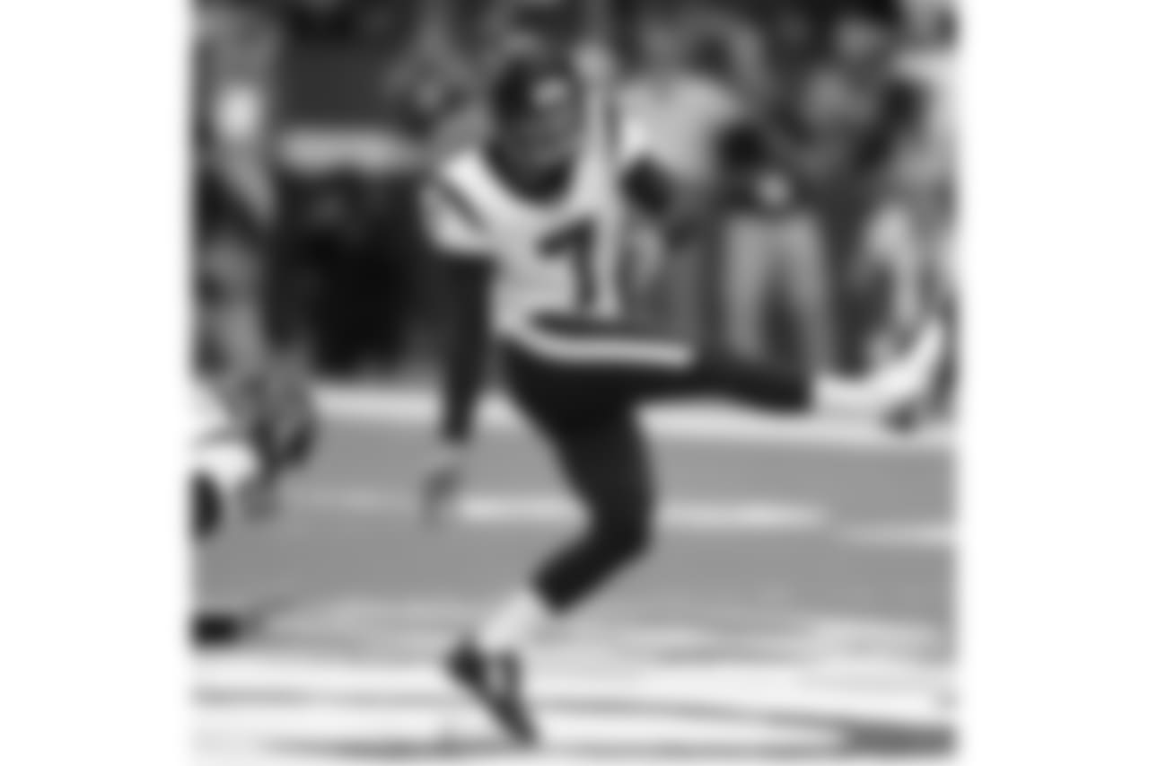 K, Ka'imi Fairbairn, 7