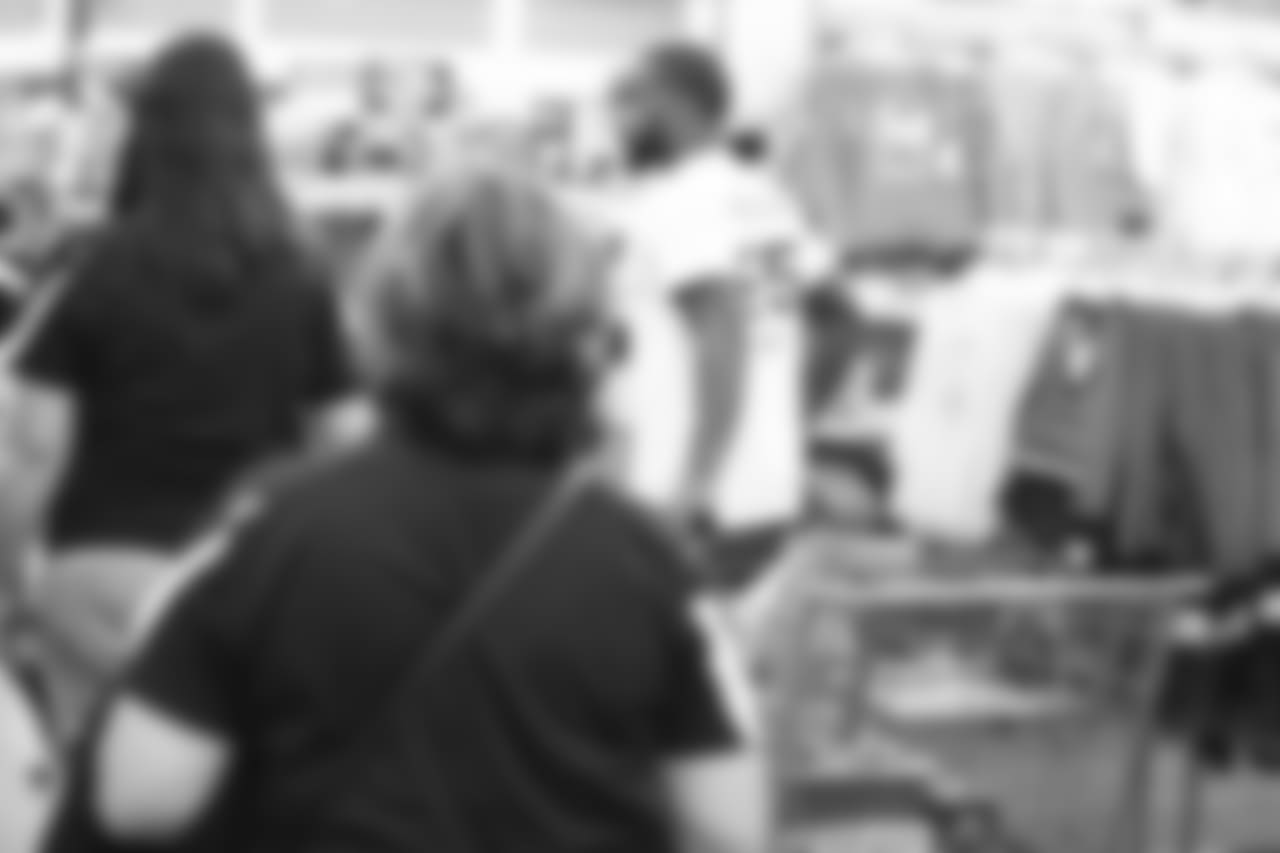 An image of the Dec. 4, 2018 community development event in which Kareem Jackson and his teammates purchased Christmas gifts for Houston-area students.