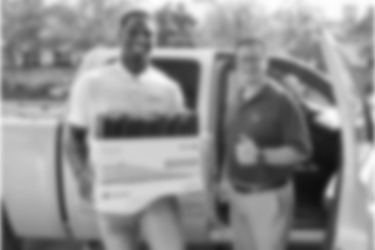 0050_DressForSuccess_100918_MCW