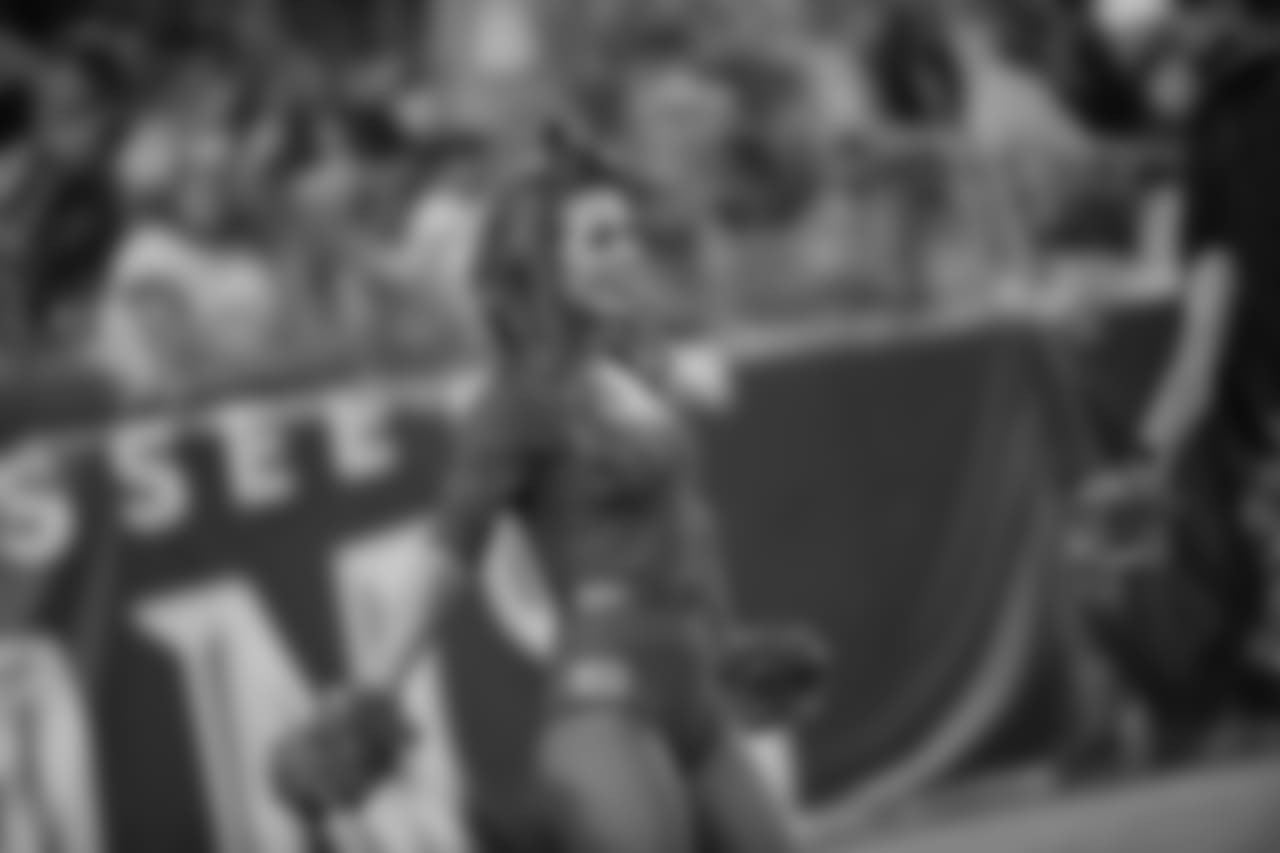 johnsie2018cheer64092seqn}