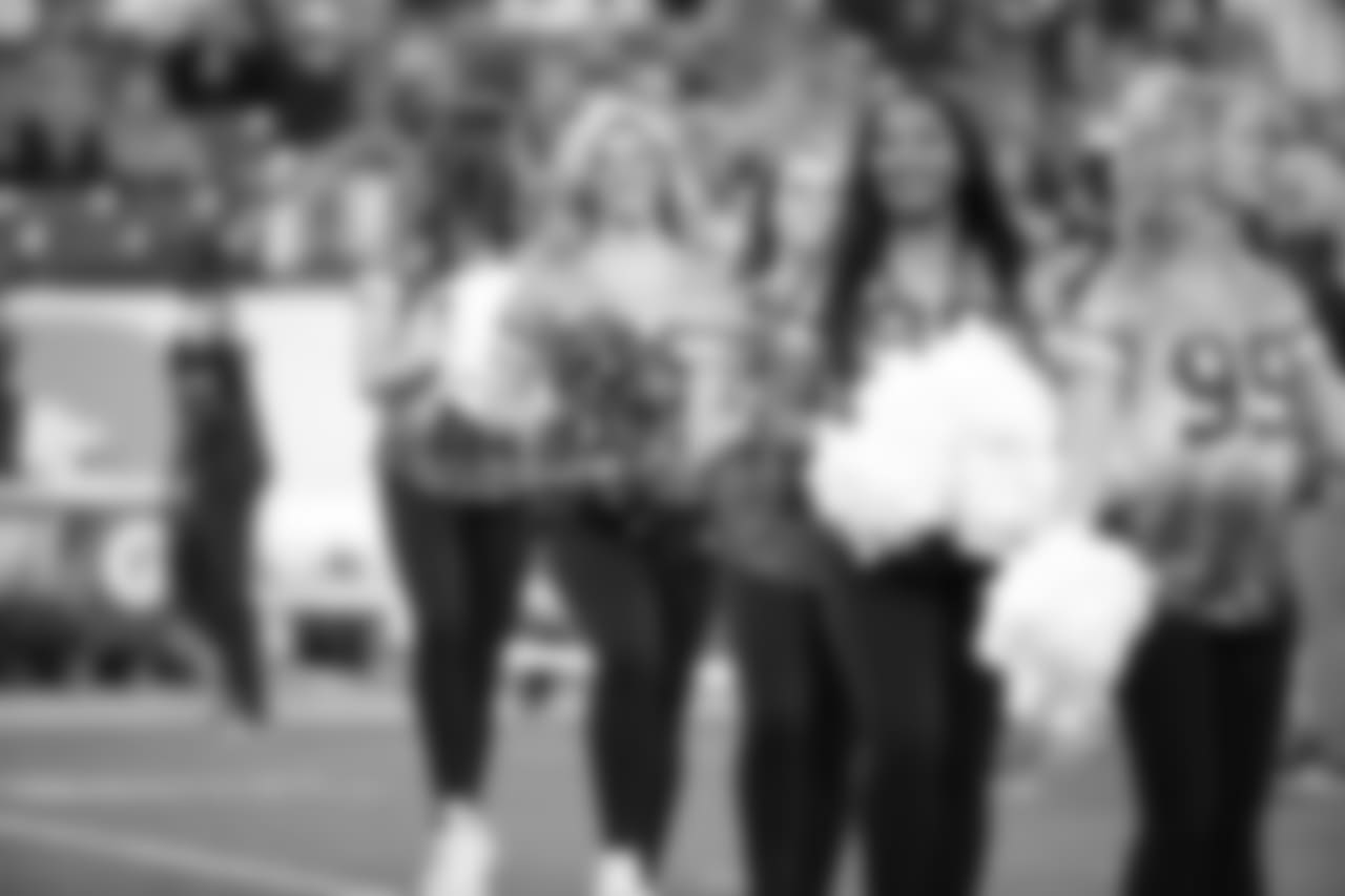 titans2018jets-cheer263376