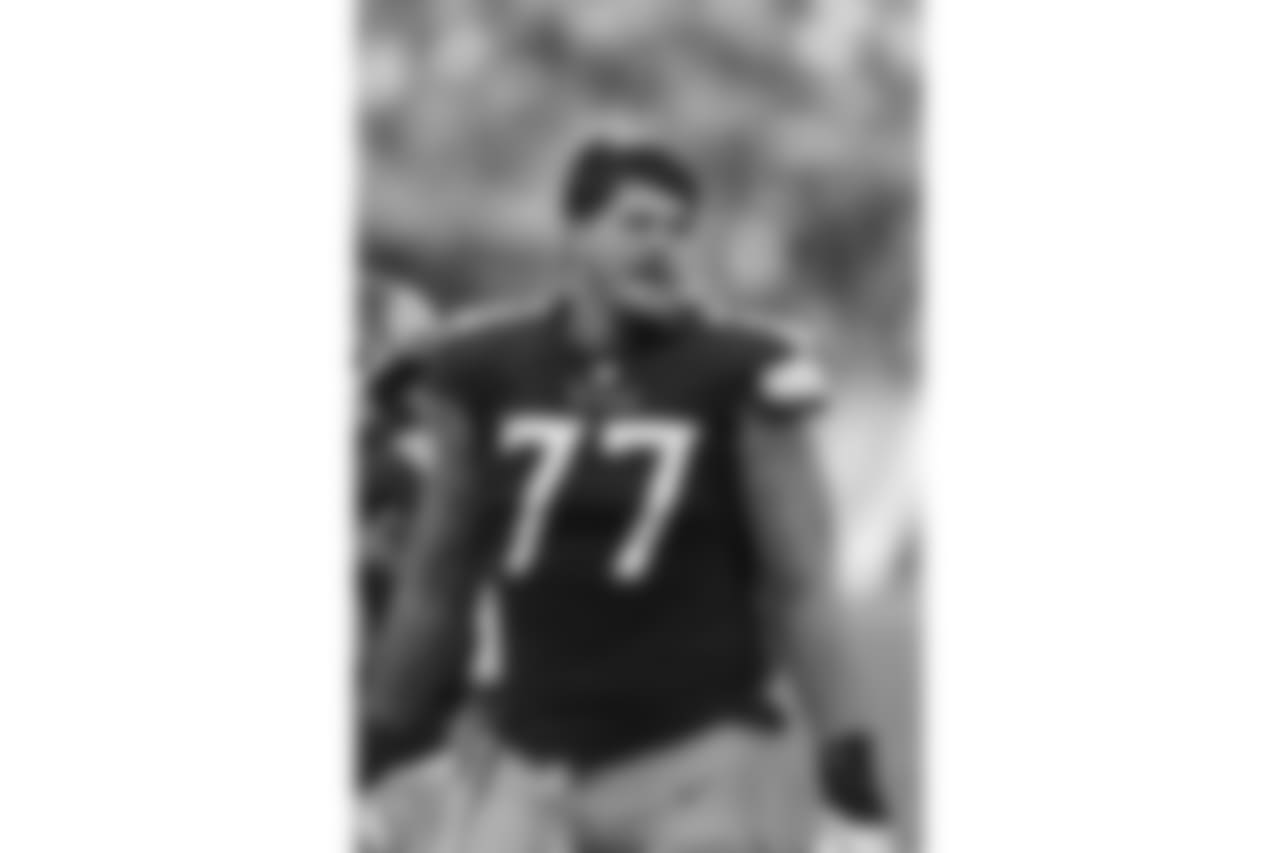 Tennessee Titans offensive tackle Taylor Lewan (77) is seen against New England Patriots Sunday, Nov. 11, 2018, in Nashville, Tenn. (AP Photo/Wade Payne)