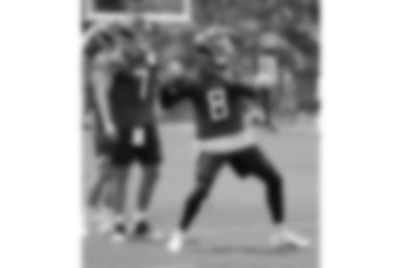 Tennessee Titans quarterback Marcus Mariota (8) runs a drill during NFL football minicamp Tuesday, June 12, 2018, in Nashville, Tenn. (AP Photo/Mark Humphrey)