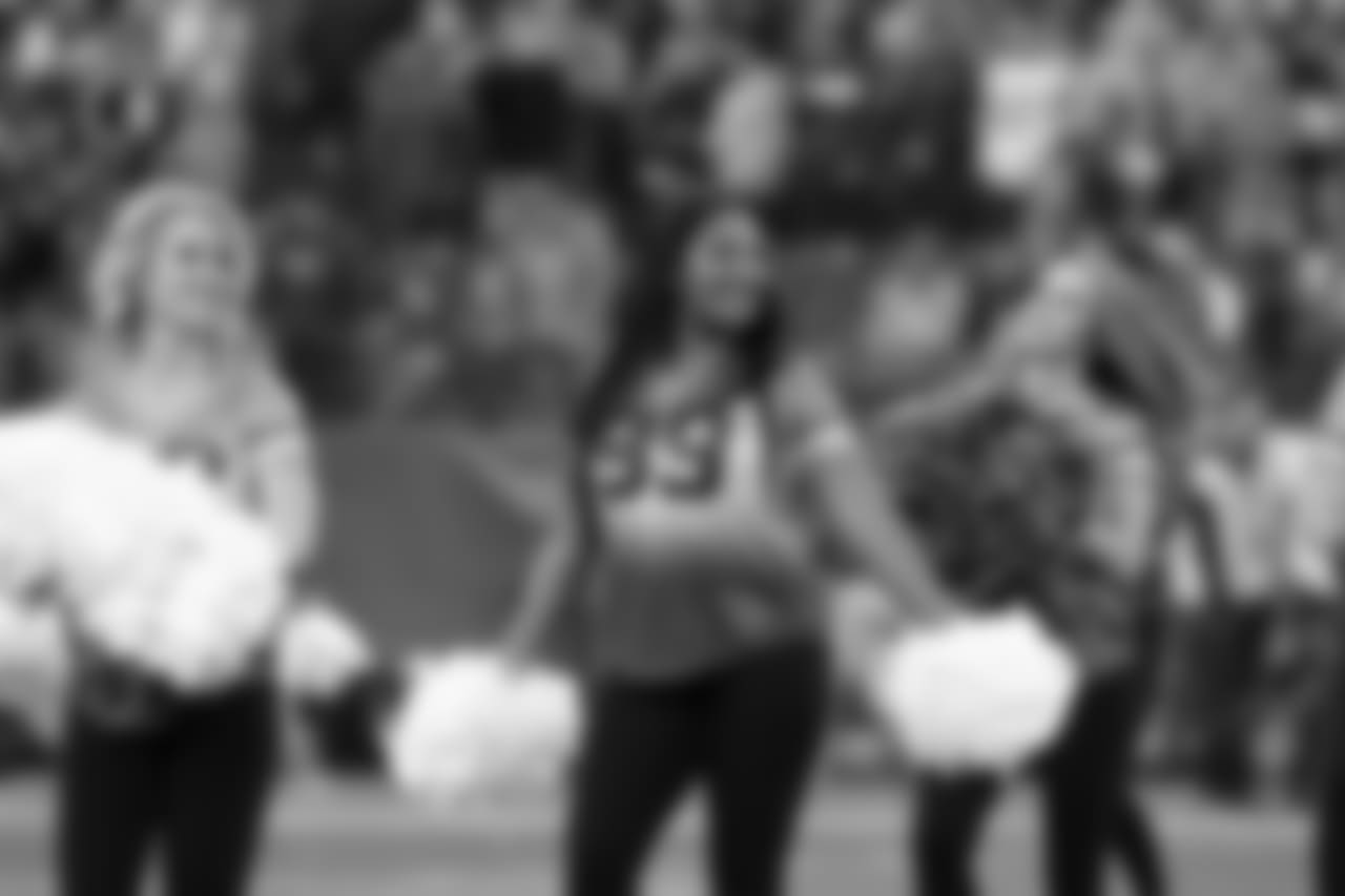 titans2018jets-cheer263388