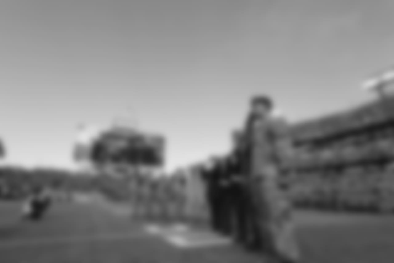 SUT_5990