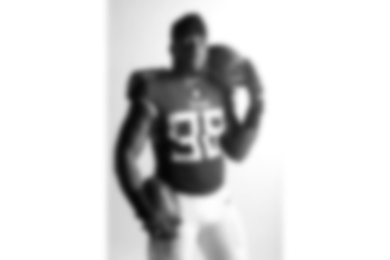 Tennessee Titans outside linebacker Brian Orakpo poses June 11, 2018, in Nashville, Tenn. (AP Photo/Mark Humphrey)