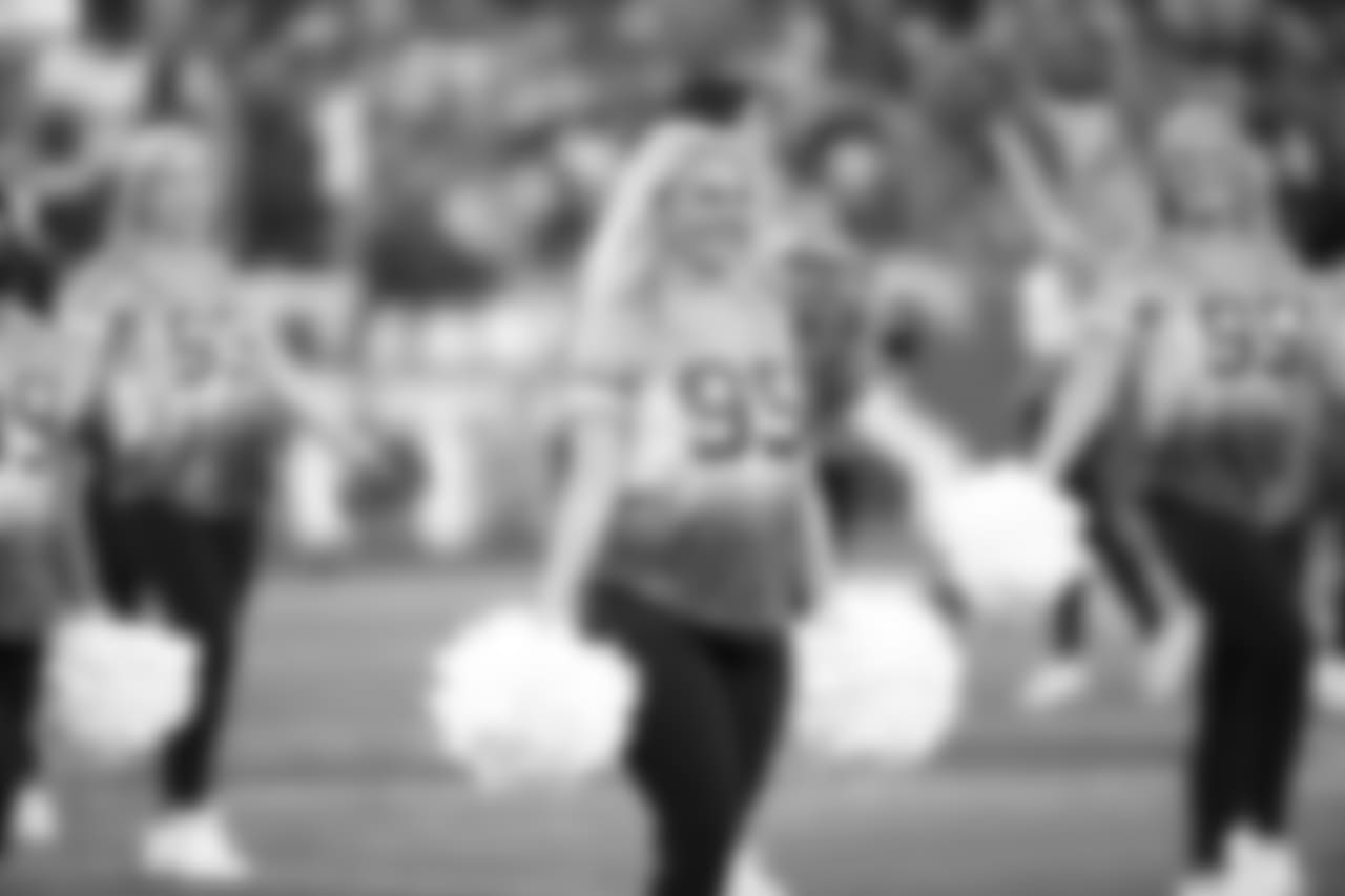 titans2018jets-cheer263374