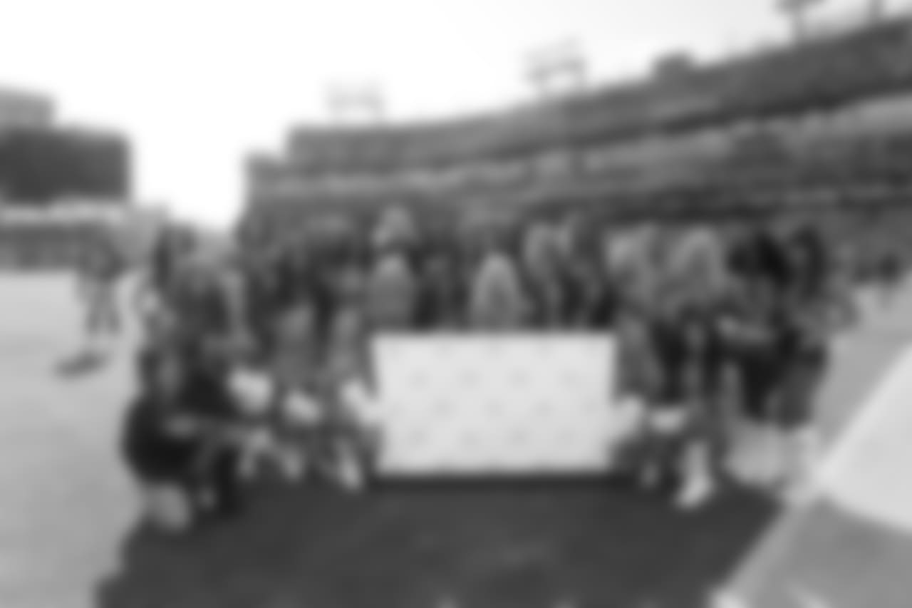 cheer2018patriots360225
