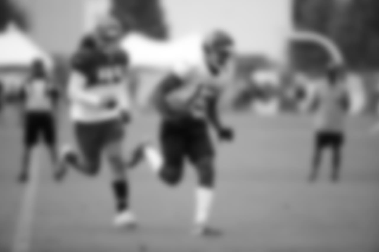 training-camp-buccaneers-180816b44170