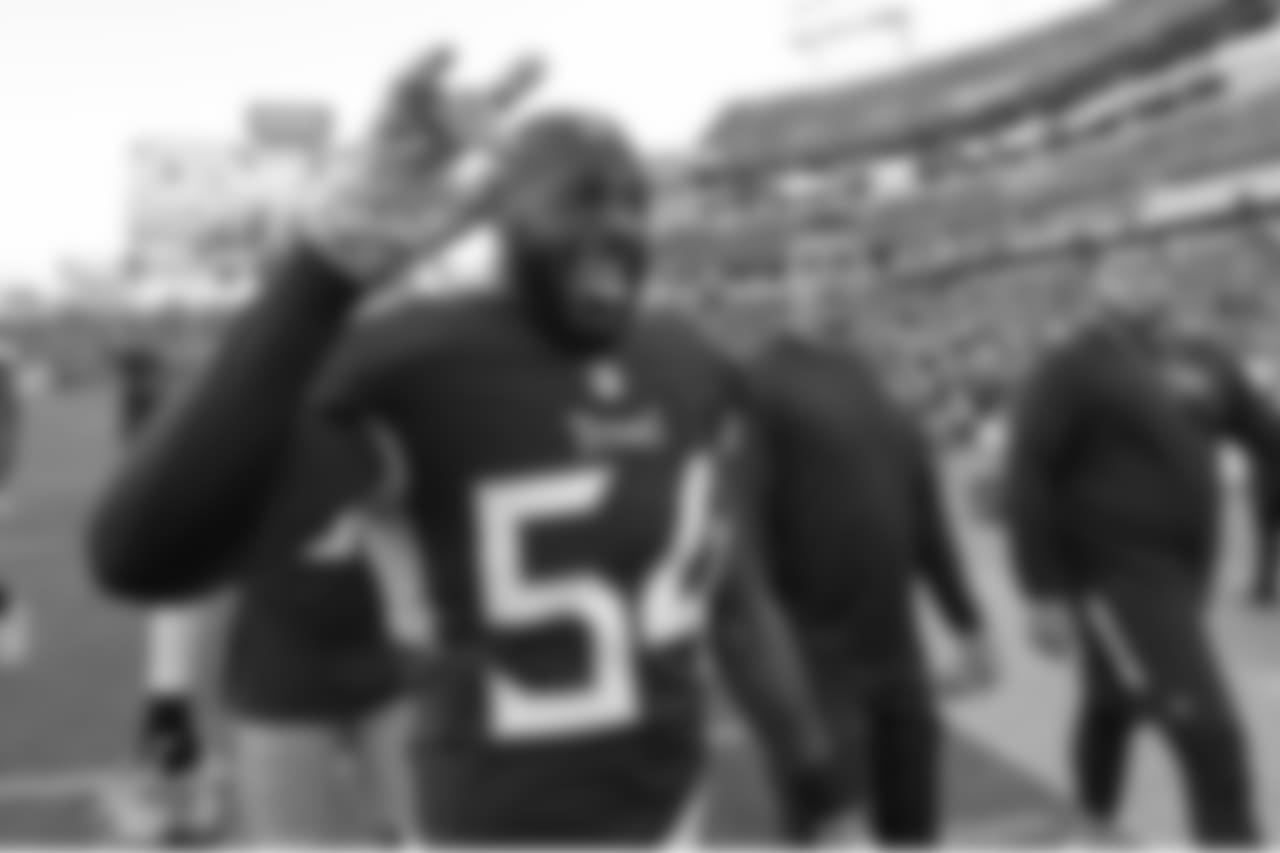 Tennessee Titans inside linebacker Rashaan Evans leaves the field after warming up before an NFL football game against the New York Jets Sunday, Dec. 2, 2018, in Nashville, Tenn. (AP Photo/Mark Zaleski)