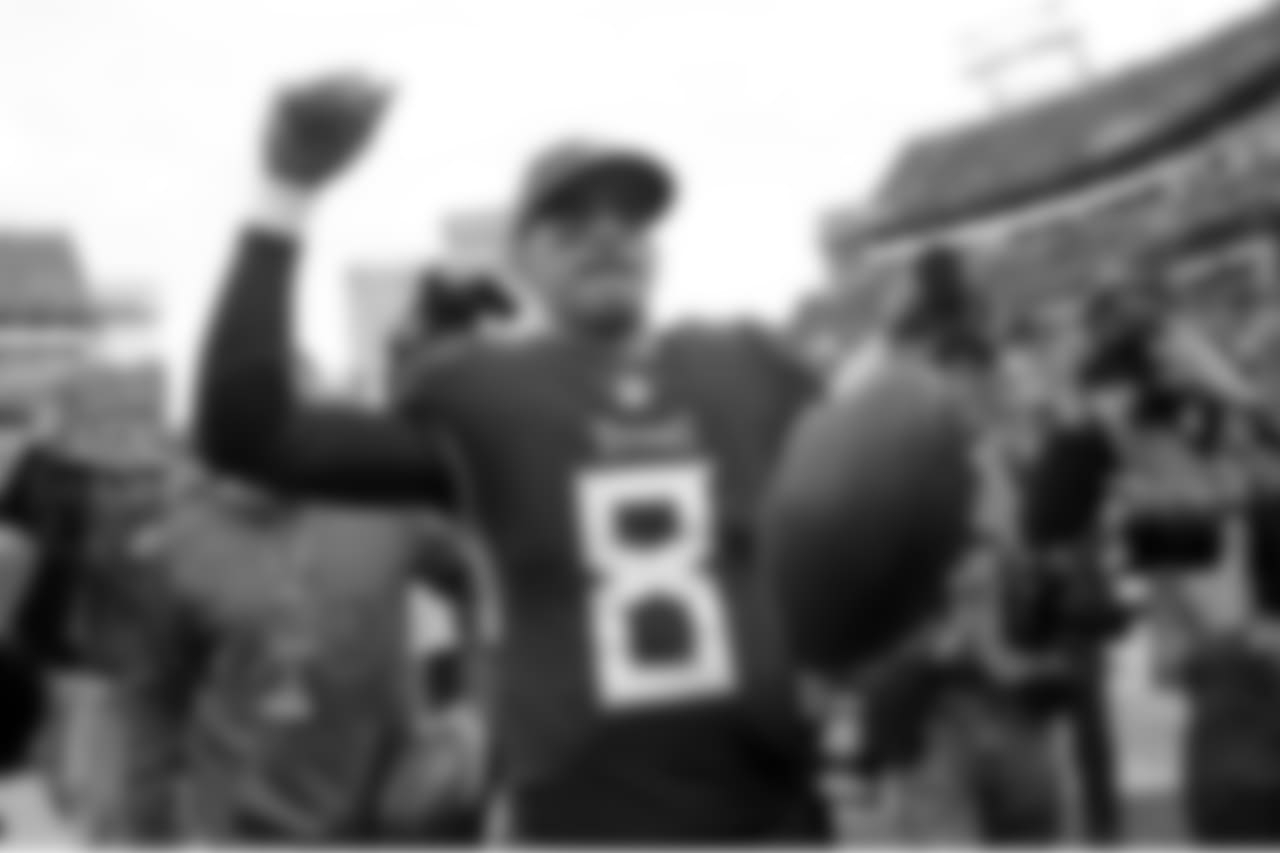 Tennessee Titans quarterback Marcus Mariota (8) leaves the field after the Titans beat the New England Patriots in an NFL football game Sunday, Nov. 11, 2018, in Nashville, Tenn. The Titans won 34-10. (AP Photo/James Kenney)