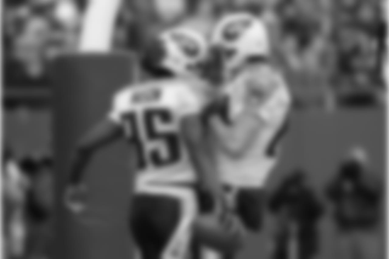 Titans/Giants-A-120102
