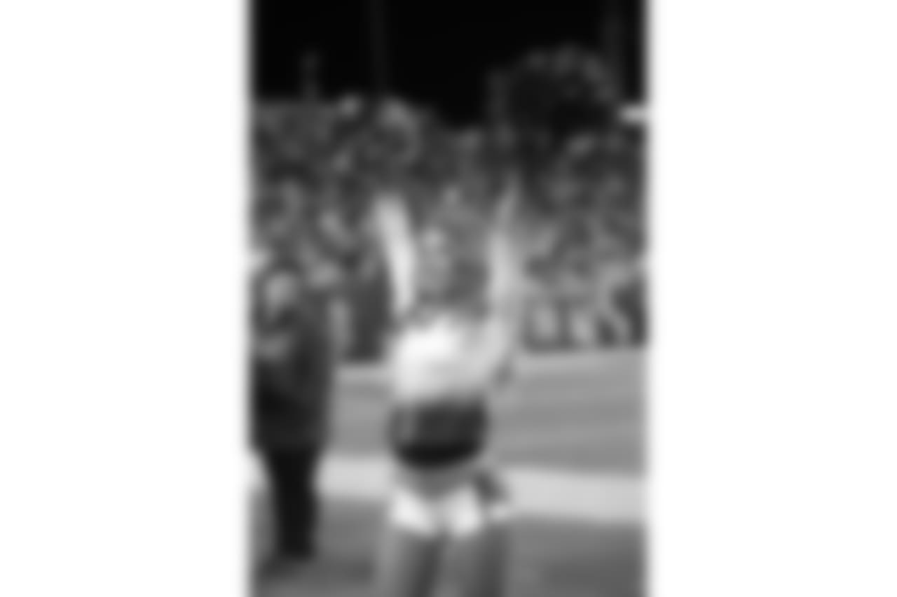 titans2018jets-cheer463469
