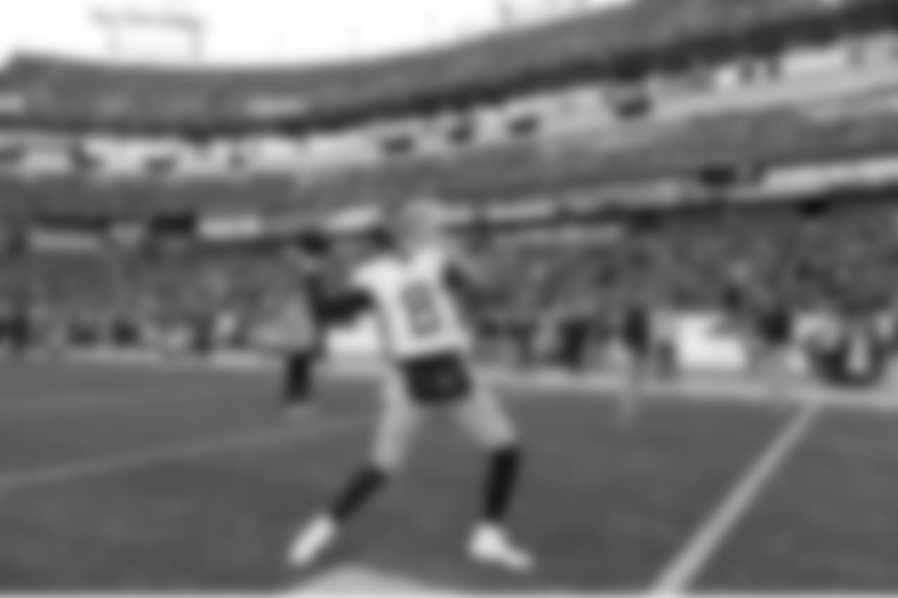 Tennessee Titans quarterback Marcus Mariota (8) warms up before an NFL football game against the Washington Redskins Saturday, Dec. 22, 2018, in Nashville, Tenn. (AP Photo/Mark Zaleski)