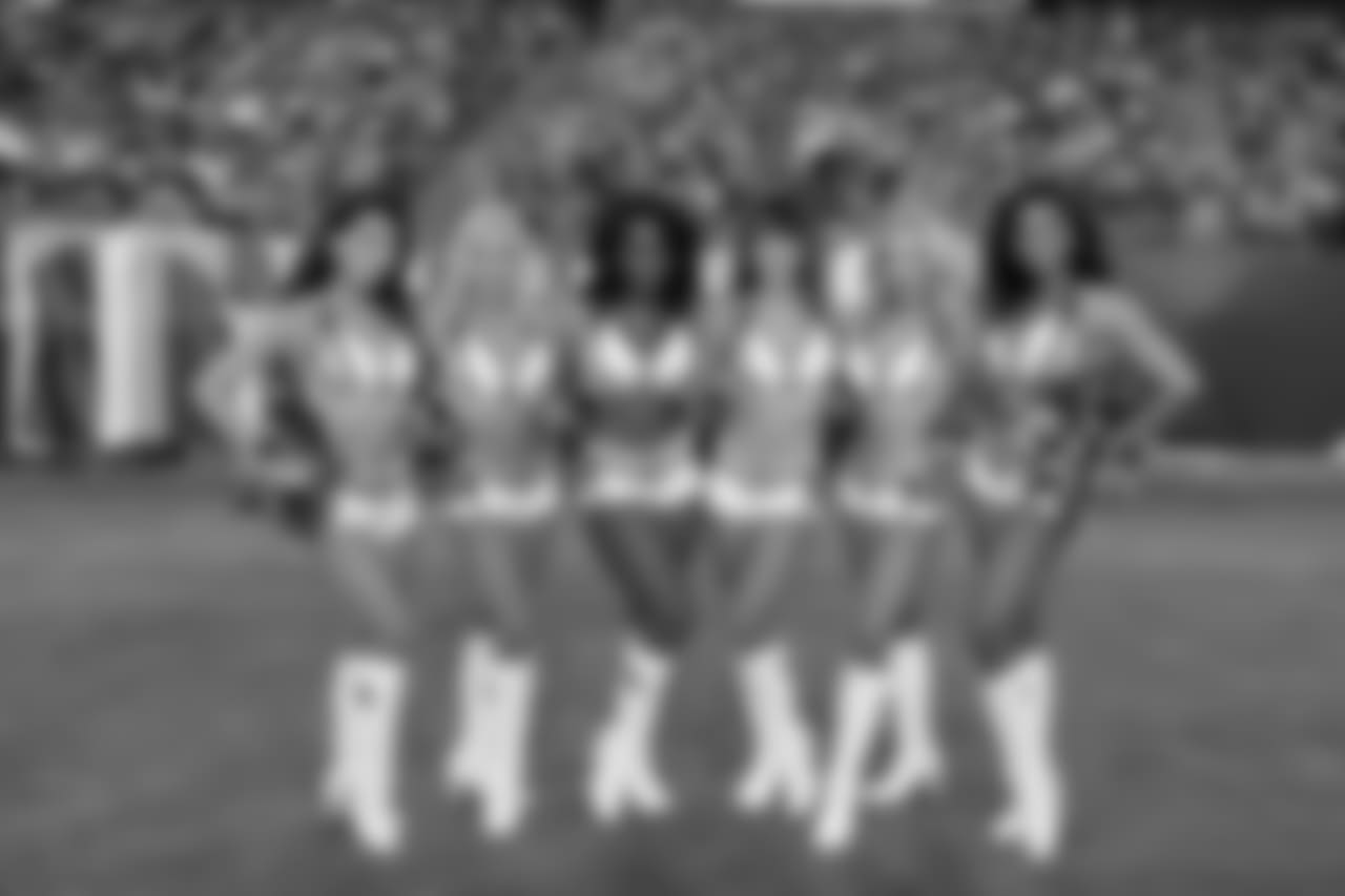 game2018cheer-bucs144389