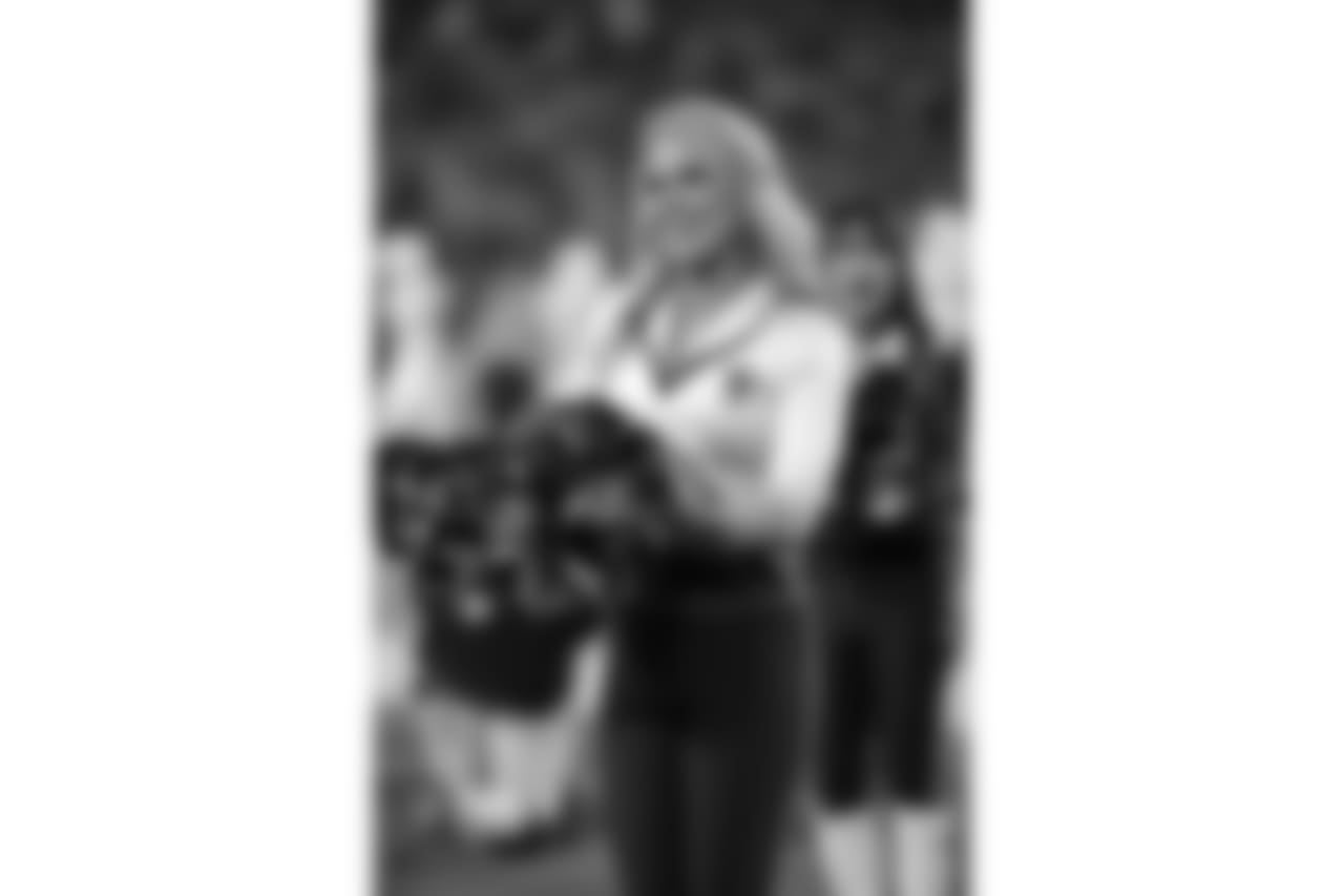 cheer2018colts67139seqn}