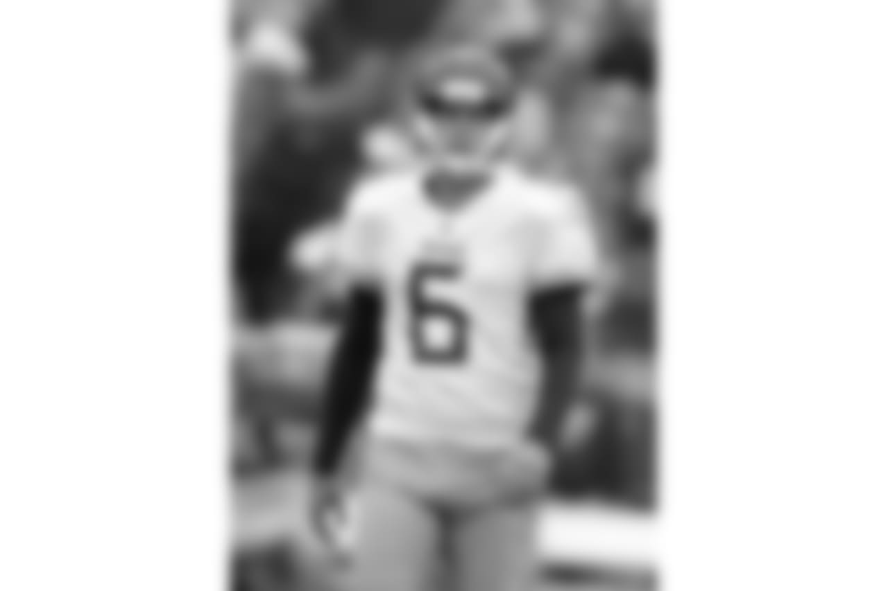 Tennessee Titans punter Brett Kern (6) in the first half during an NFL football game against the Buffalo Bills, Sunday, Oct. 7, 2018, in Orchard Park, New York. (AP Photo/Rick Scuteri)