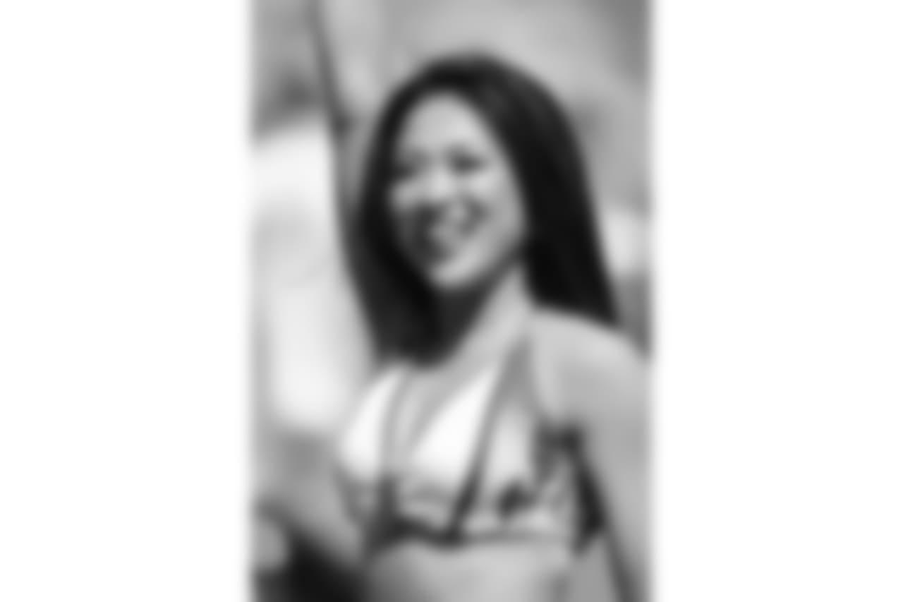 cheer2018eaglesB51527