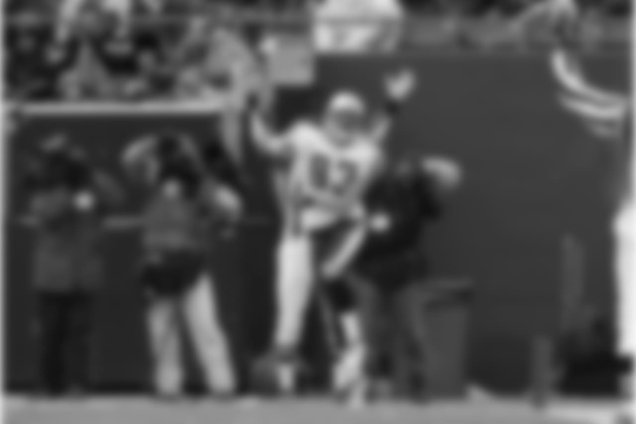 Titans/Giants-A-120102