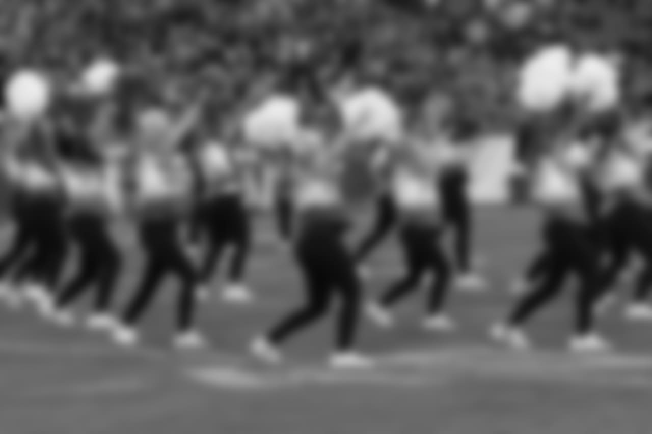 titans2018jets-cheer263381