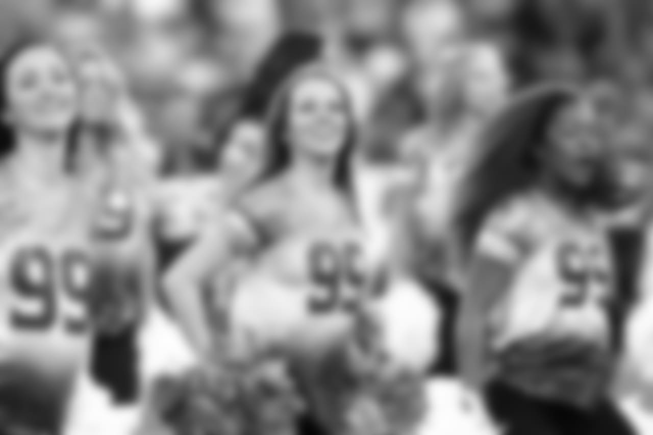 titans2018jets-cheer263395