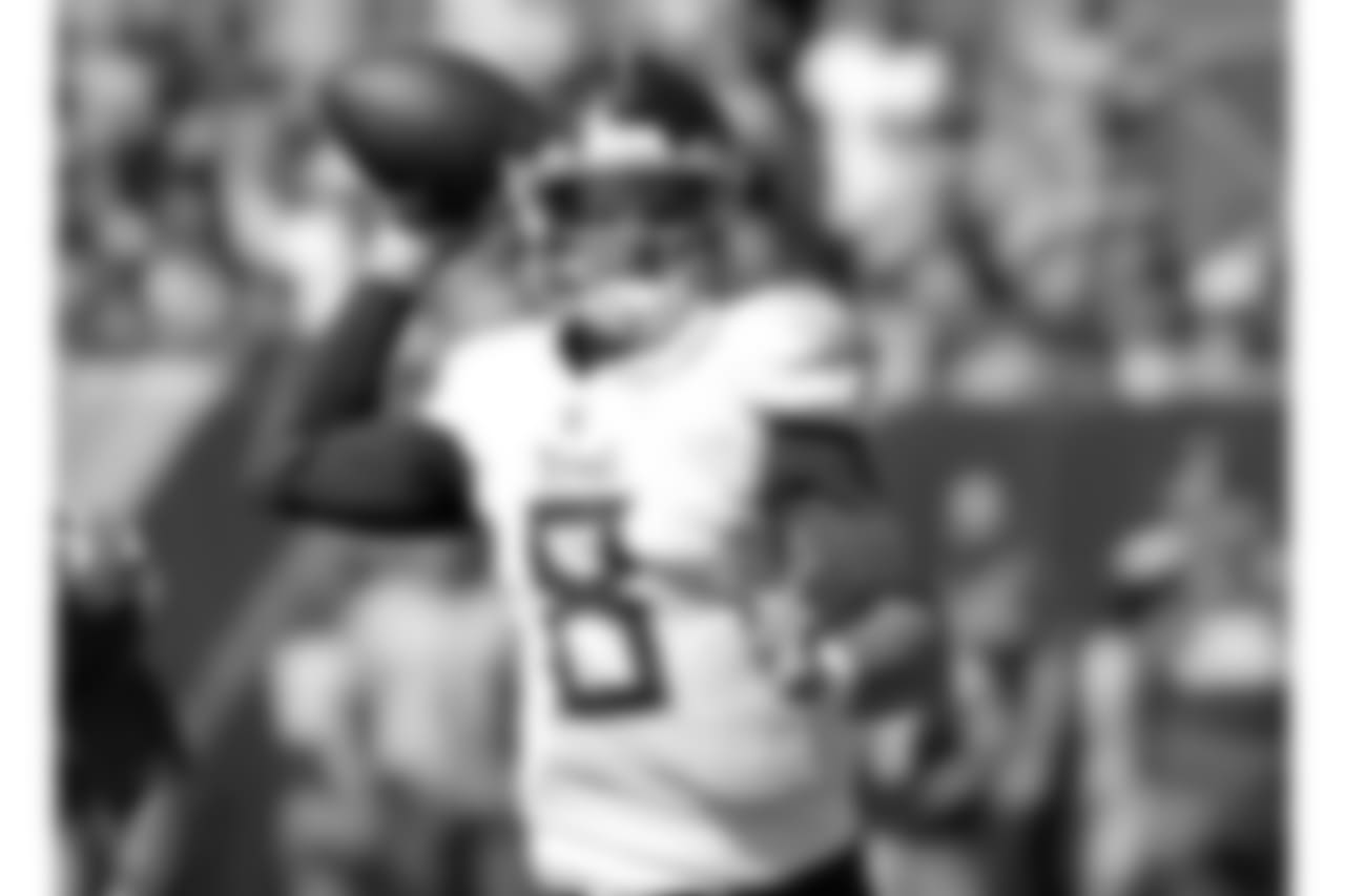 Tennessee Titans quarterback Marcus Mariota passes against the Philadelphia Eagles in the first half of an NFL football game Sunday, Sept. 30, 2018, in Nashville, Tenn. (AP Photo/Mark Zaleski)