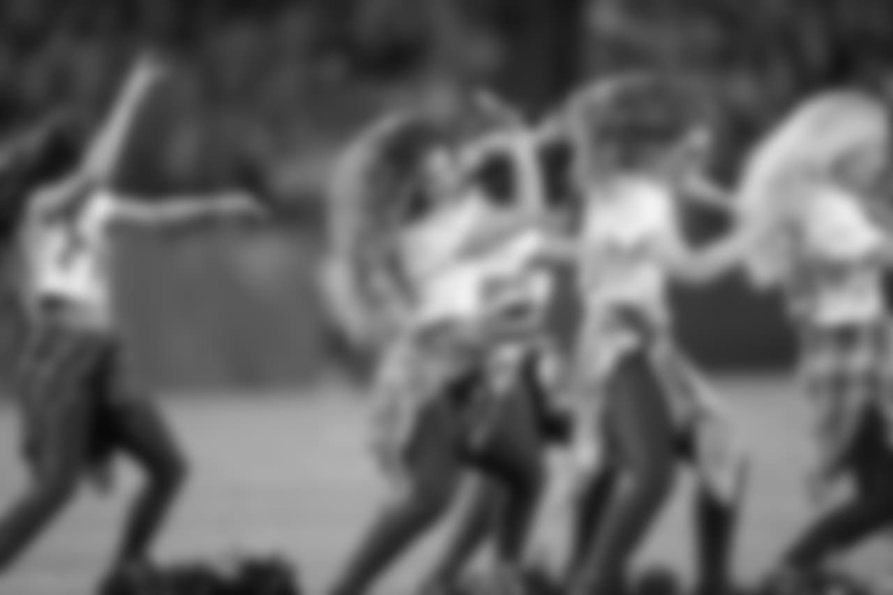 jags2018cheer263926seqn}