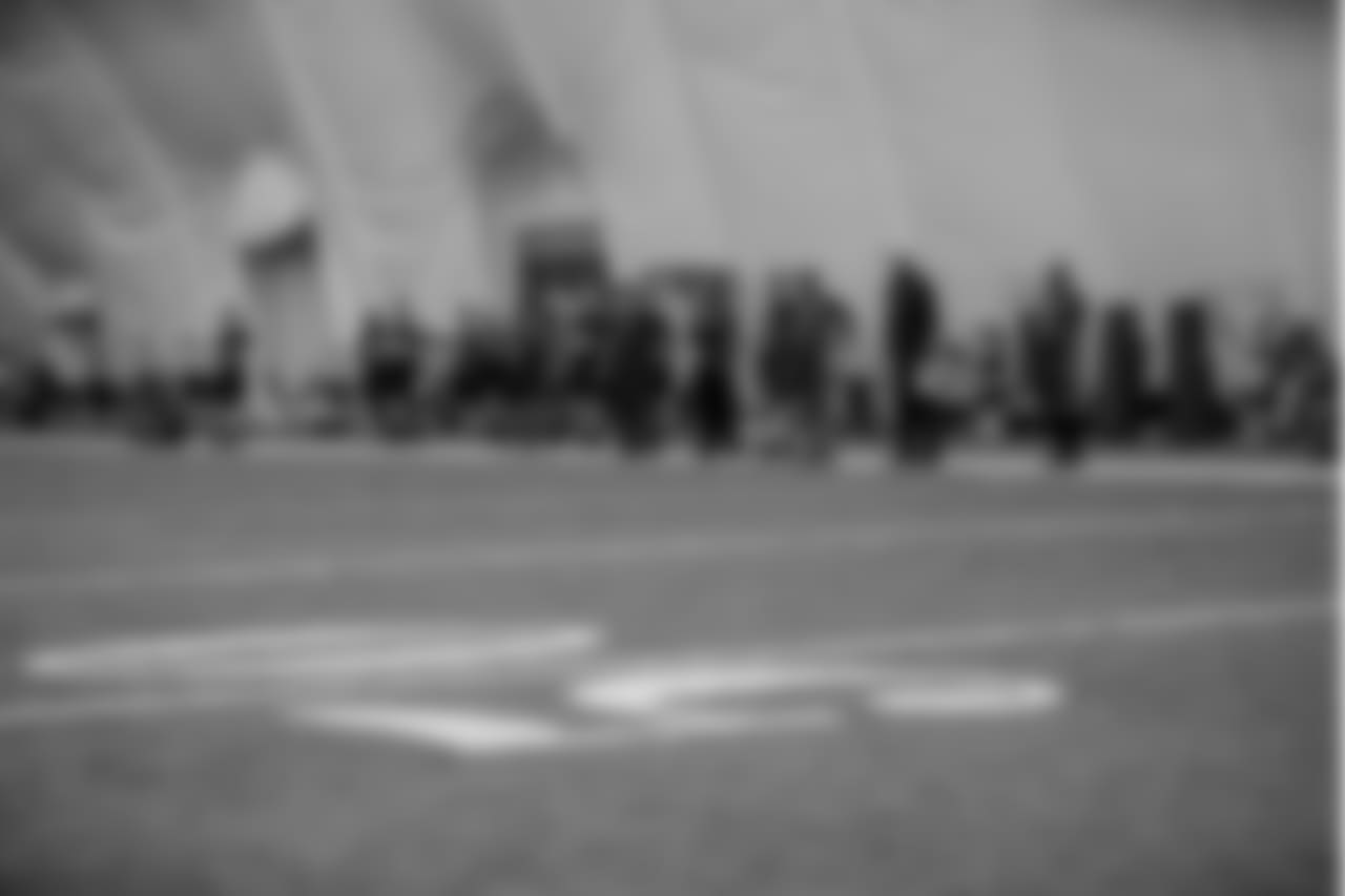 military-flag2018football59000