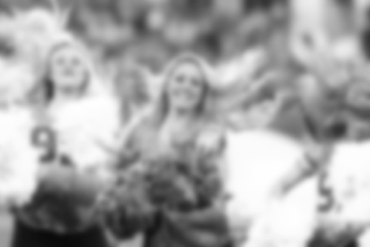 titans2018jets-cheer263397