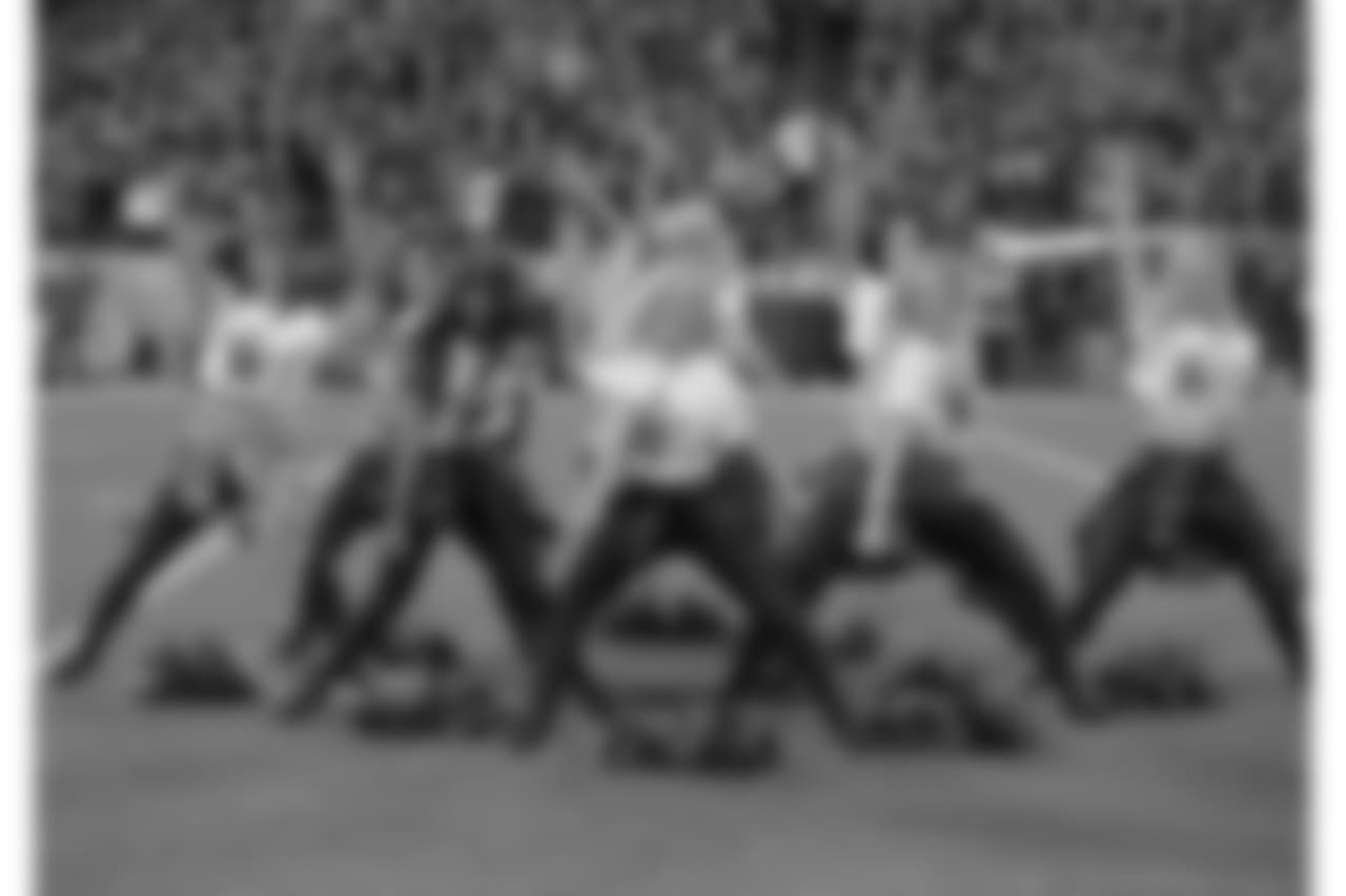 The Tennessee Titans cheerleaders perform during the first half of an NFL football game against the Jacksonville Jaguars, Thursday, Dec. 6, 2018, in Nashville, Tenn. (AP Photo/James Kenney)