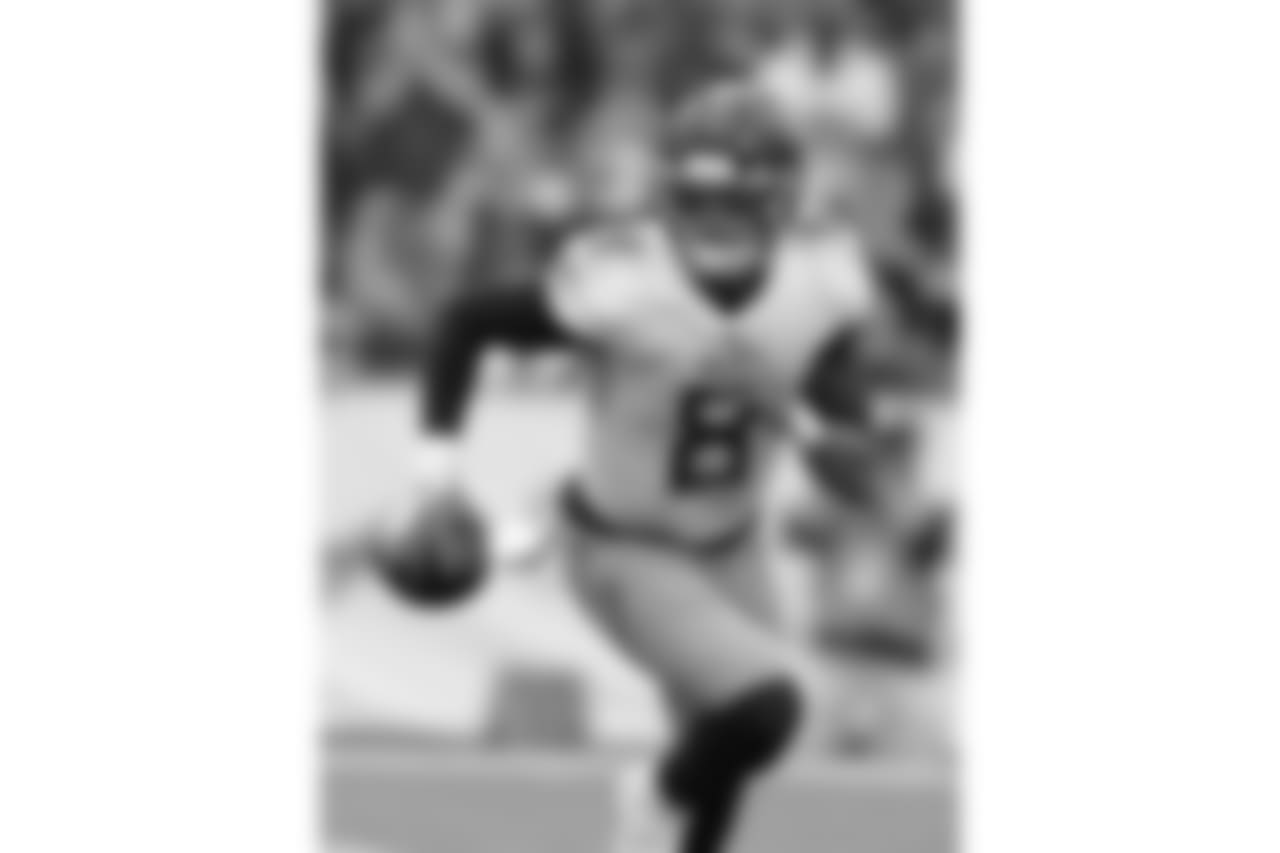 Tennessee Titans quarterback Marcus Mariota (8) in the first half during an NFL football game against the Buffalo Bills, Sunday, Oct. 7, 2018, in Orchard Park, New York. (AP Photo/Rick Scuteri)