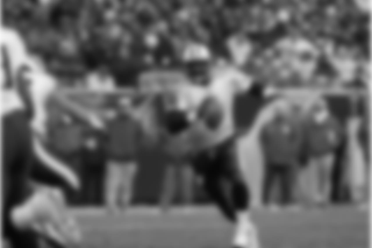 Titans/Giants-A-120102