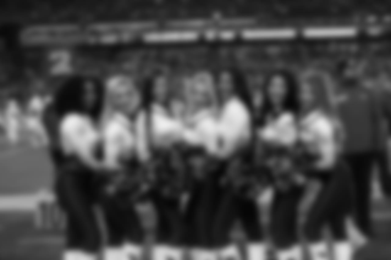 cheer2018colts367171seqn}