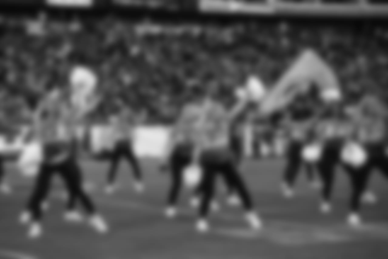 titans2018jets-cheer263384
