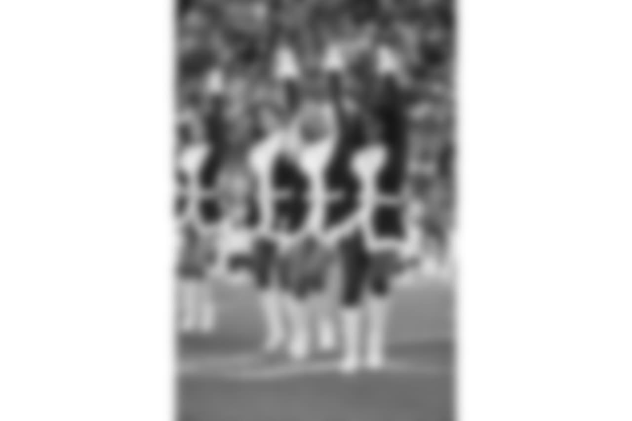 titans-redskins-cheer66135seqn}