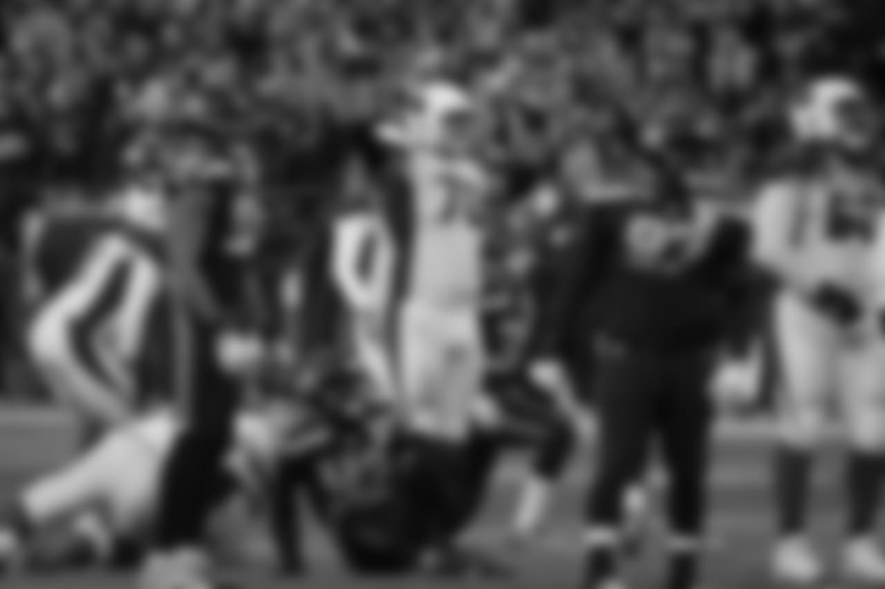 Zane Gonzalez Hits 55 Yarder To Tie It 24-24