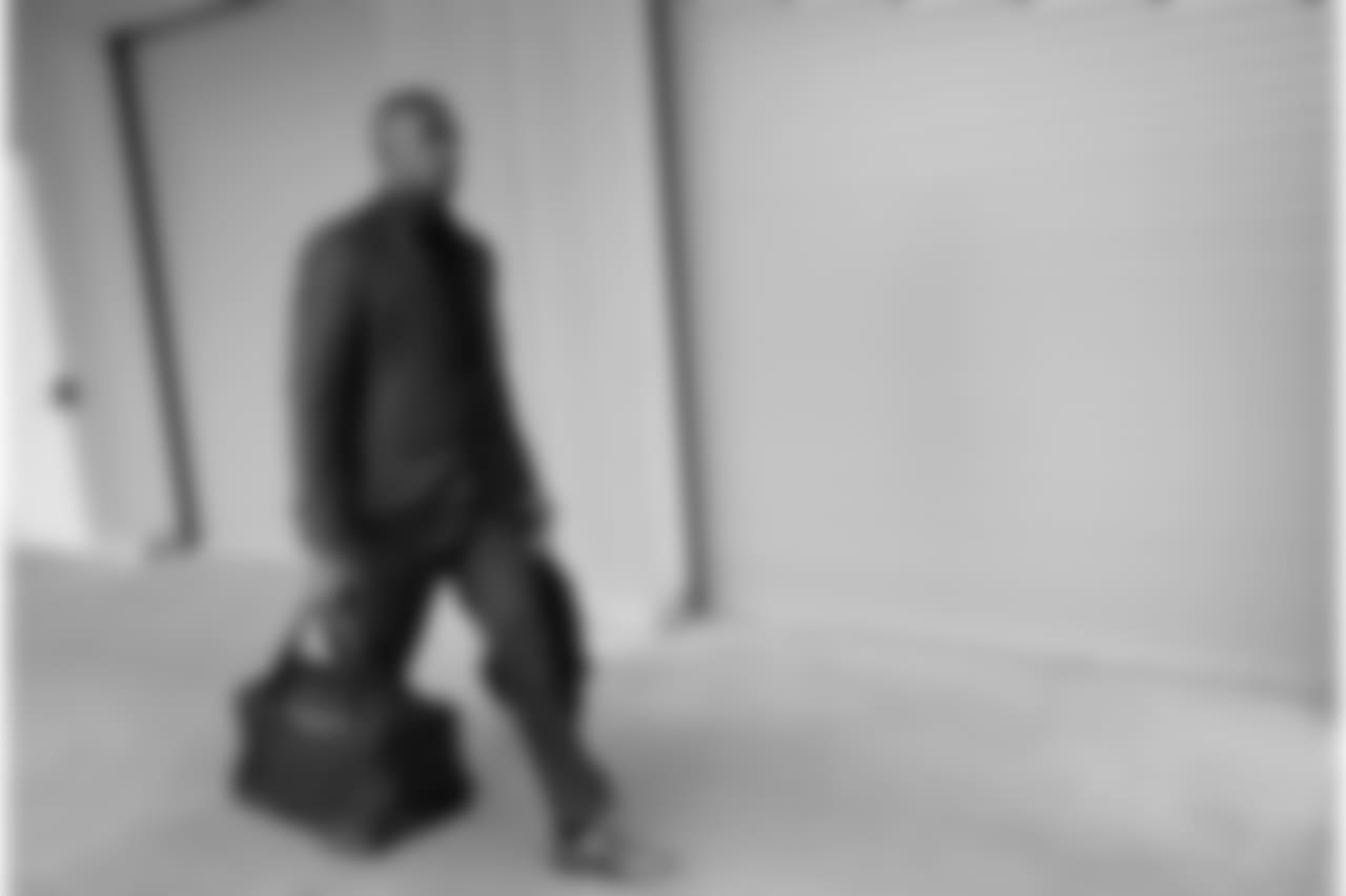 L1310895