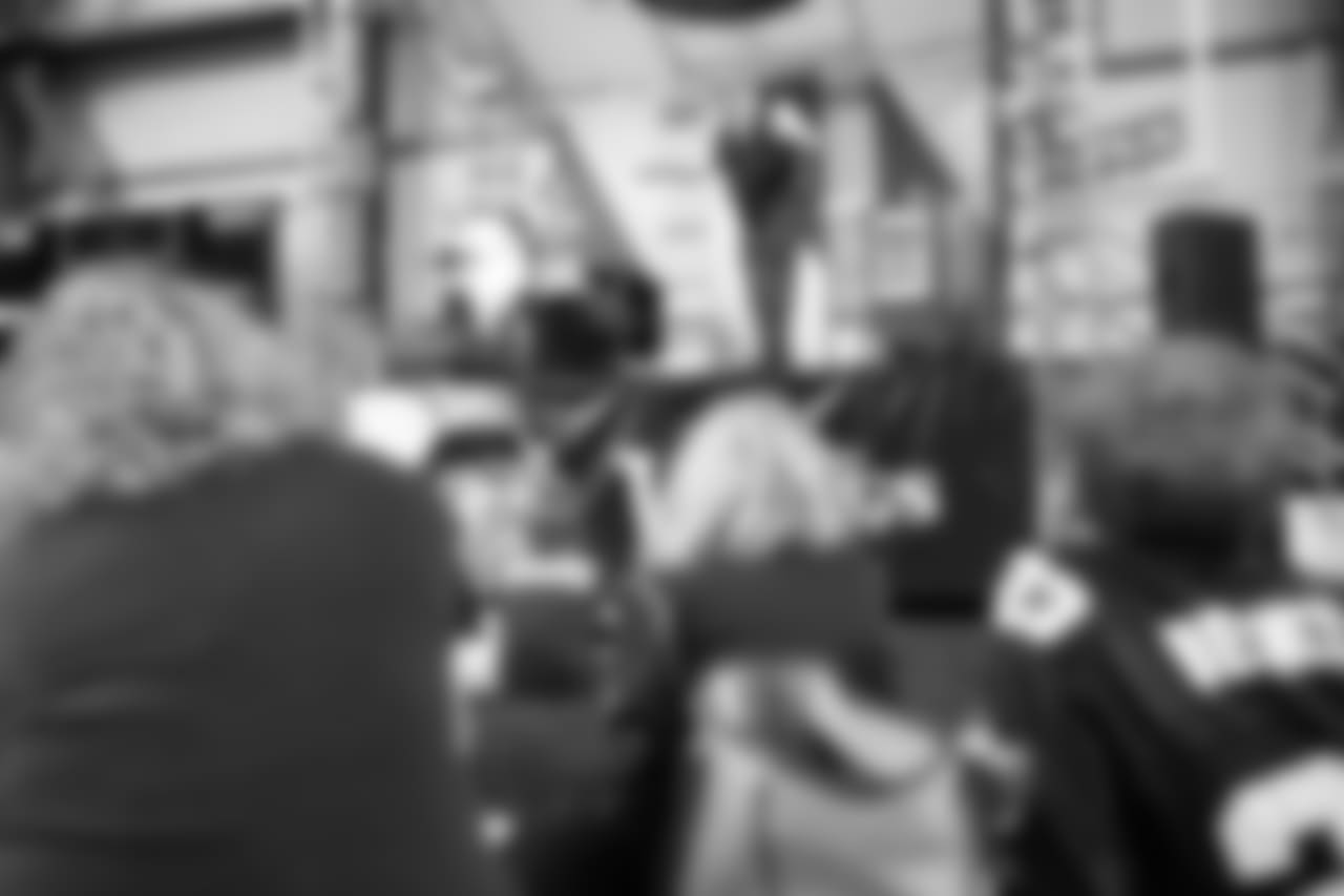 2018_1204_CR_AdoptionFunFest_0121