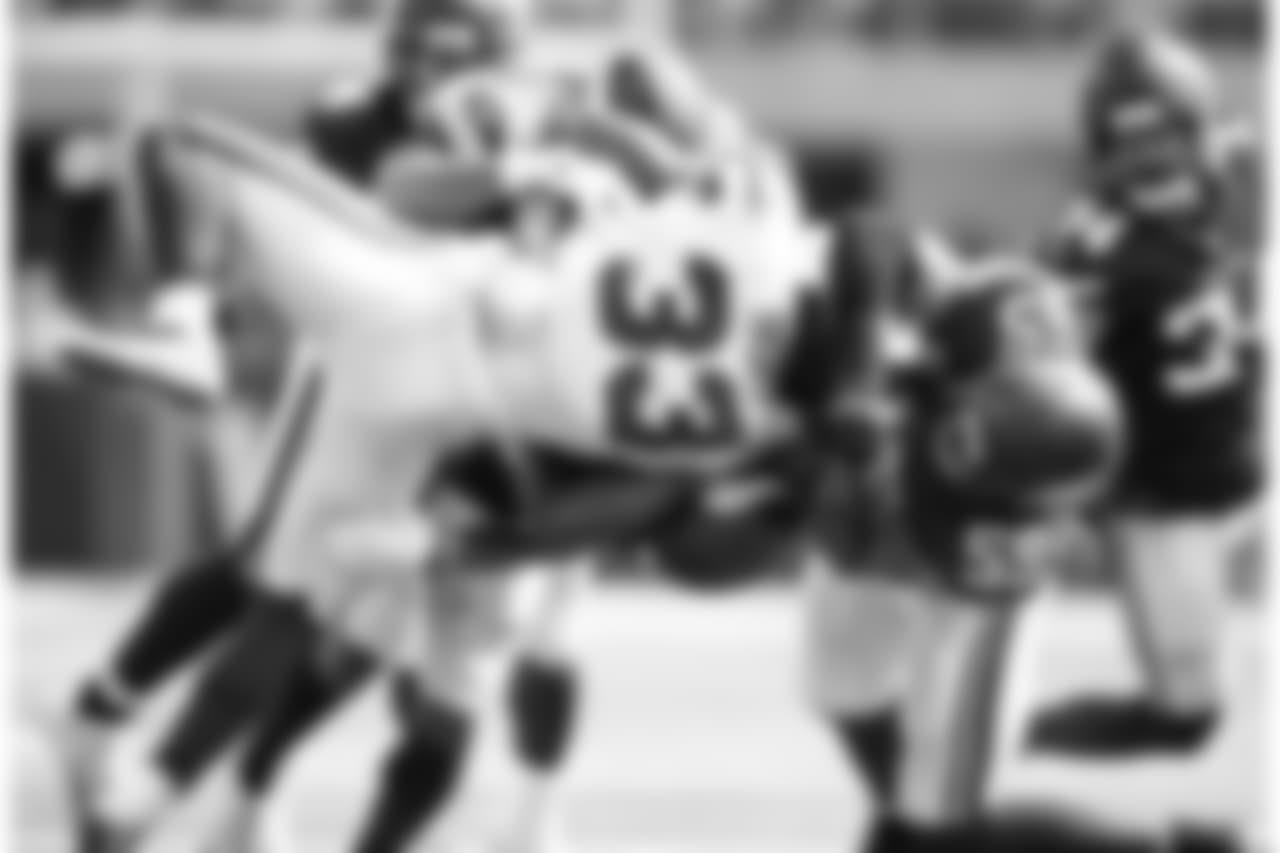 LB Anthony Barr