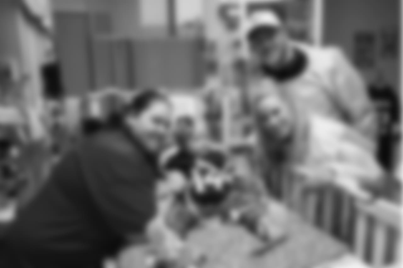 2018_1120_CR_HolidayHuddleThanksgiving_0013