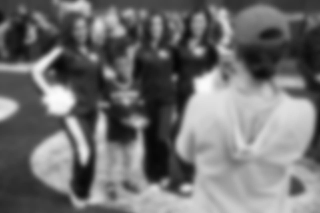 2018_1204_CR_AdoptionFunFest_0001