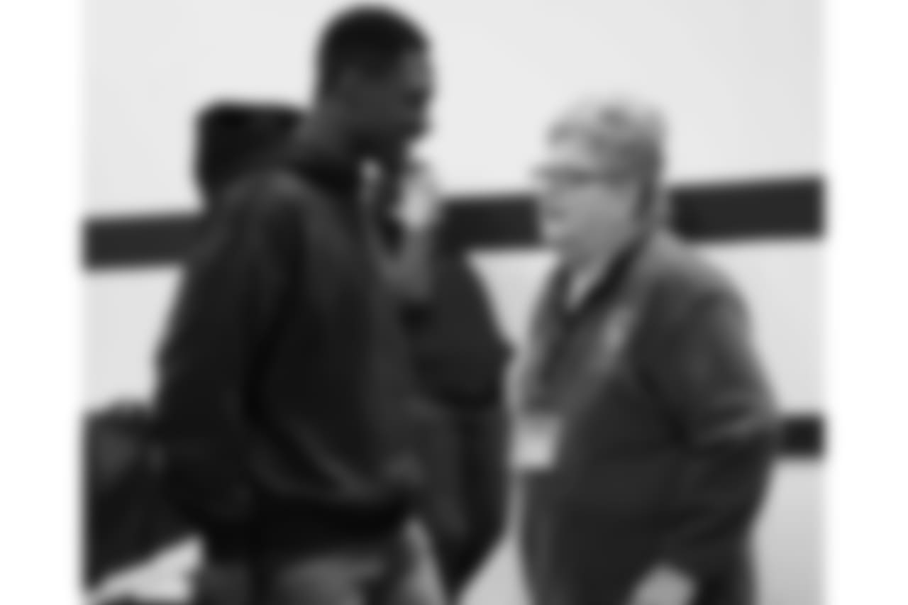 2018_1120_CR_DiggsTurkeyGiveaway_0013