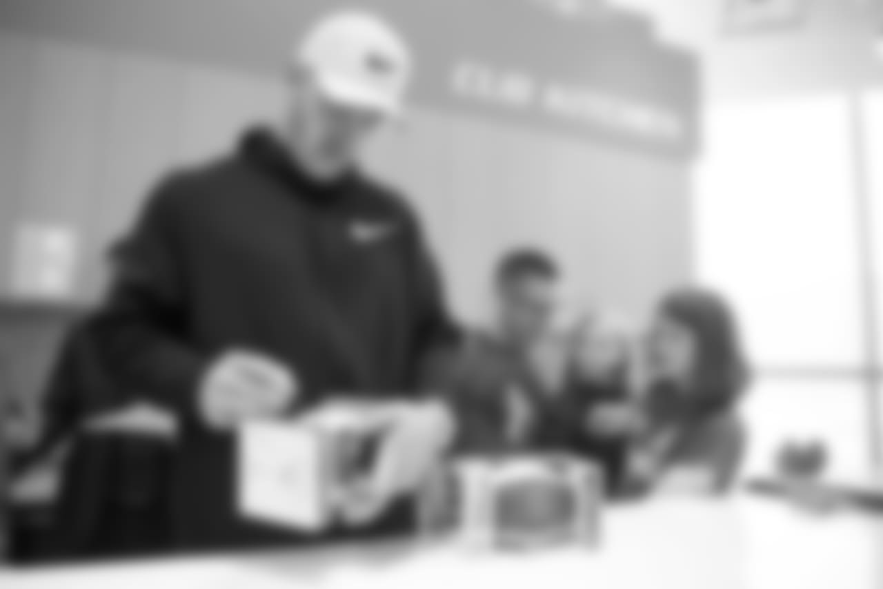 2018_1120_CR_HolidayHuddleThanksgiving_0003