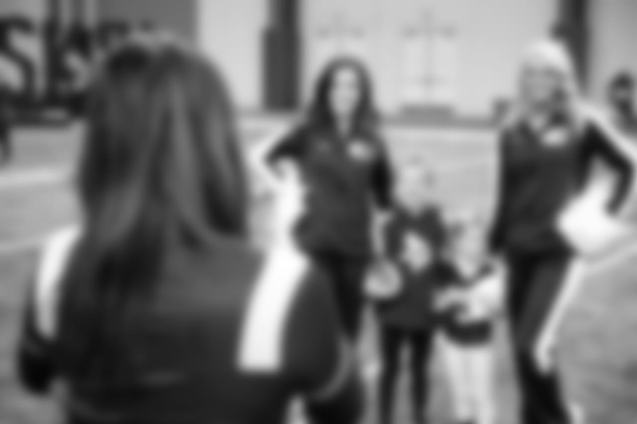 2018_1204_CR_AdoptionFunFest_0028