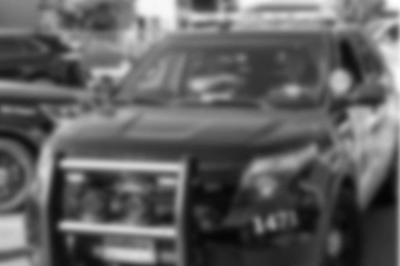 2018_0911_CR_PoliceStationVisit_0026