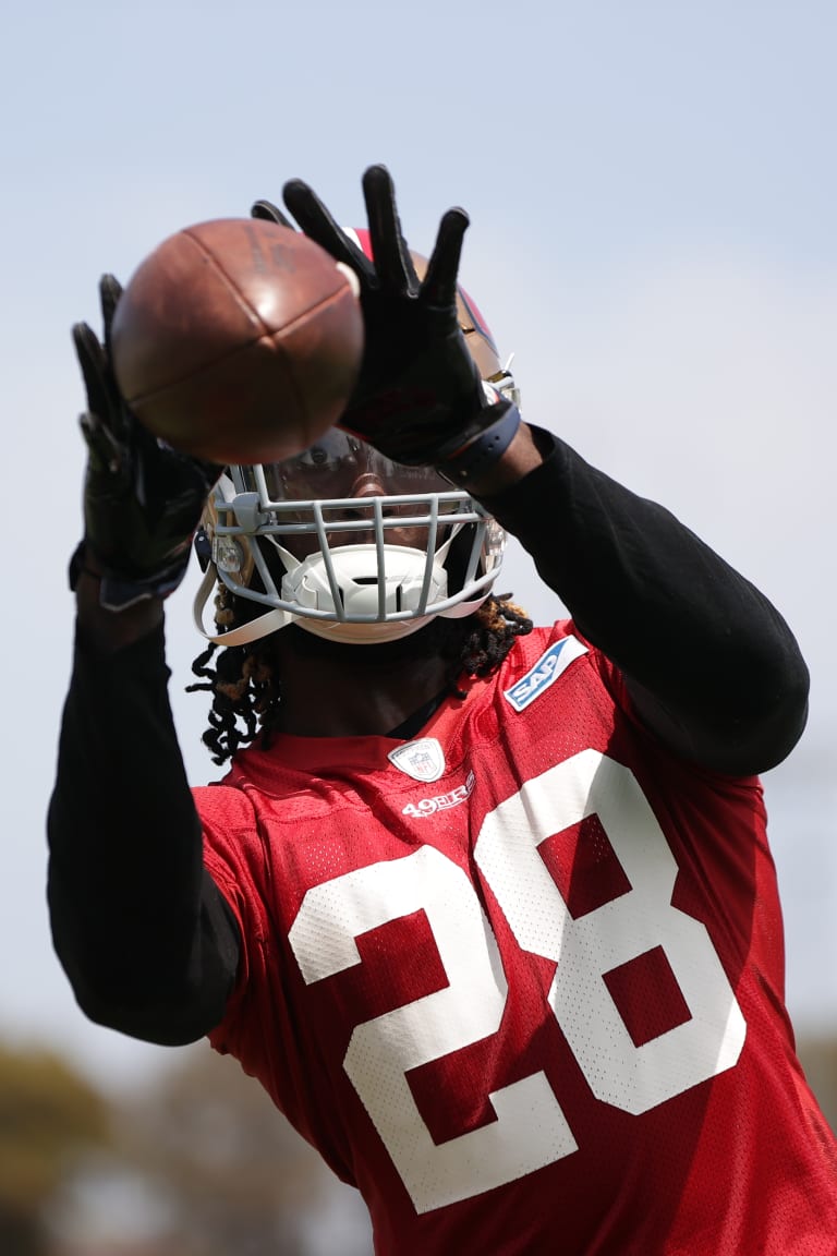 49ers running back Raheem Mostert concerned about practicing amid pandemic