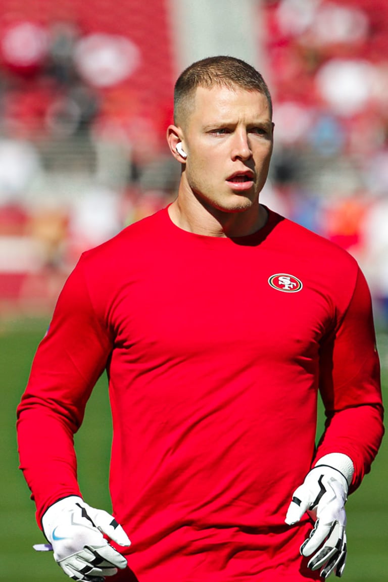 SURPRISE ACT OF KINDNESS: Christian McCaffrey, an avid runner himself, gifted $2 million to Candelaria Rivas Ramos — a courageous Mexican woman from a small mountain town who walked 14 hours to compete in the 2025 Canyon Ultramarathon. After hearing her story, McCaffrey met her in private and said something that left everyone in the room emotional. Ramos later shared: “No one’s ever shown me this kind of kindness before.”... - ney