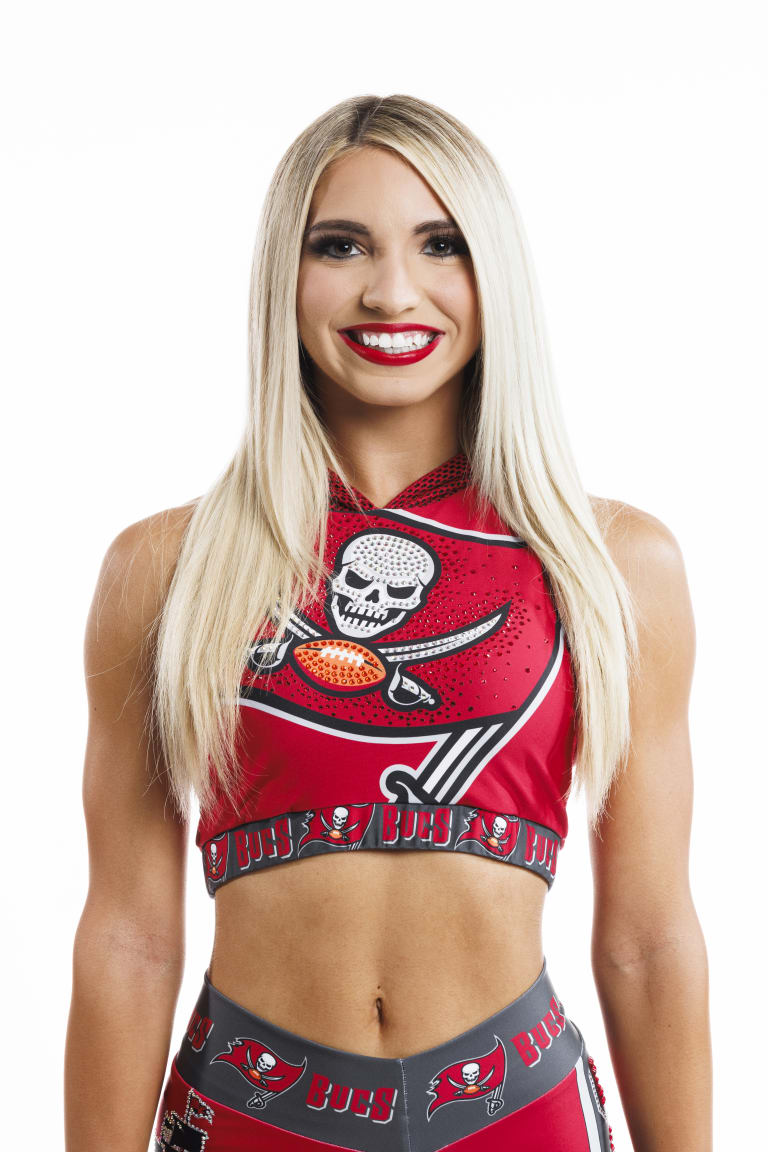 Mount Zion woman part of Tampa Bay Buccaneers cheerleading squad