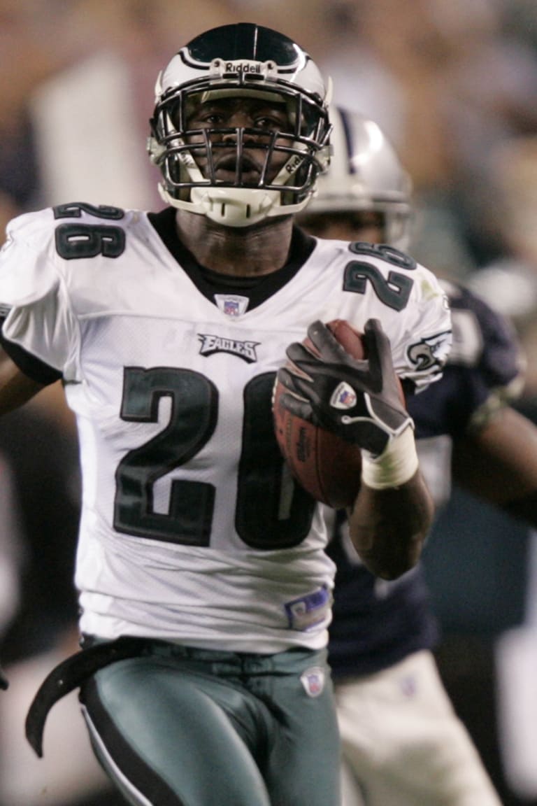 Unprecedented': Why did ex-Eagles WR Terrell Owens turn down Hall